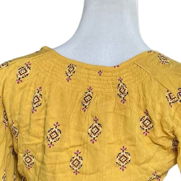 Womens Old Navy Waist-Defined Bell-Sleeve Yellow Tribal Long Sleeve Dress Sz XS - Picture 4 of 4